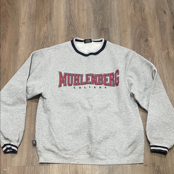 Other - Muhlenberg College Gray Sweatshirt